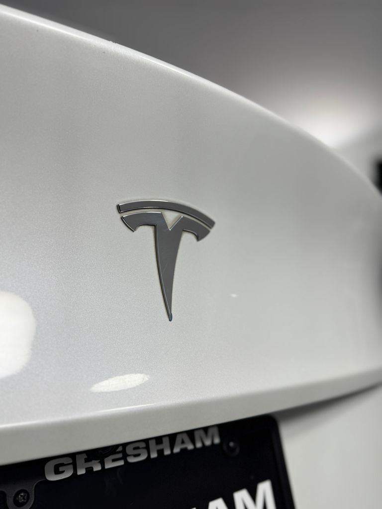 Used 2021 Pearl White Multi-Coat Tesla Long Range image 37