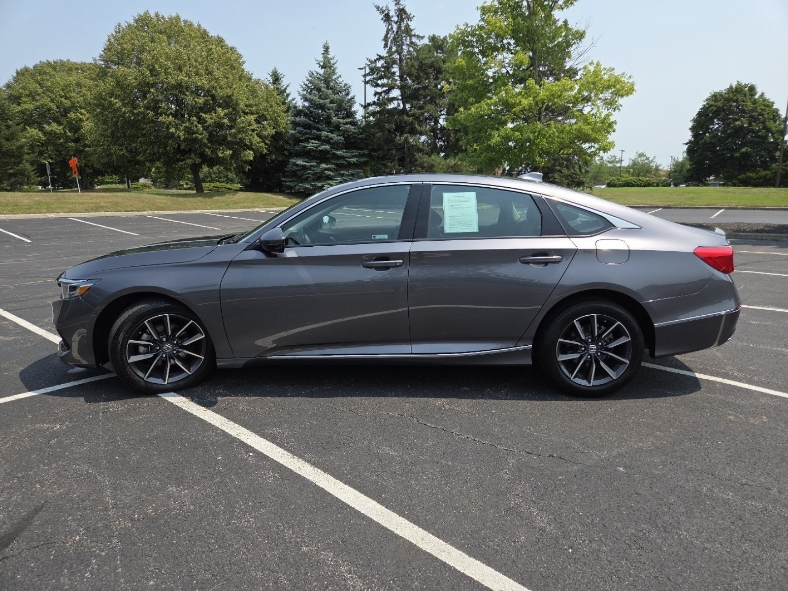 Certified Used 2021 Modern Steel Metallic Honda EX-L image 18
