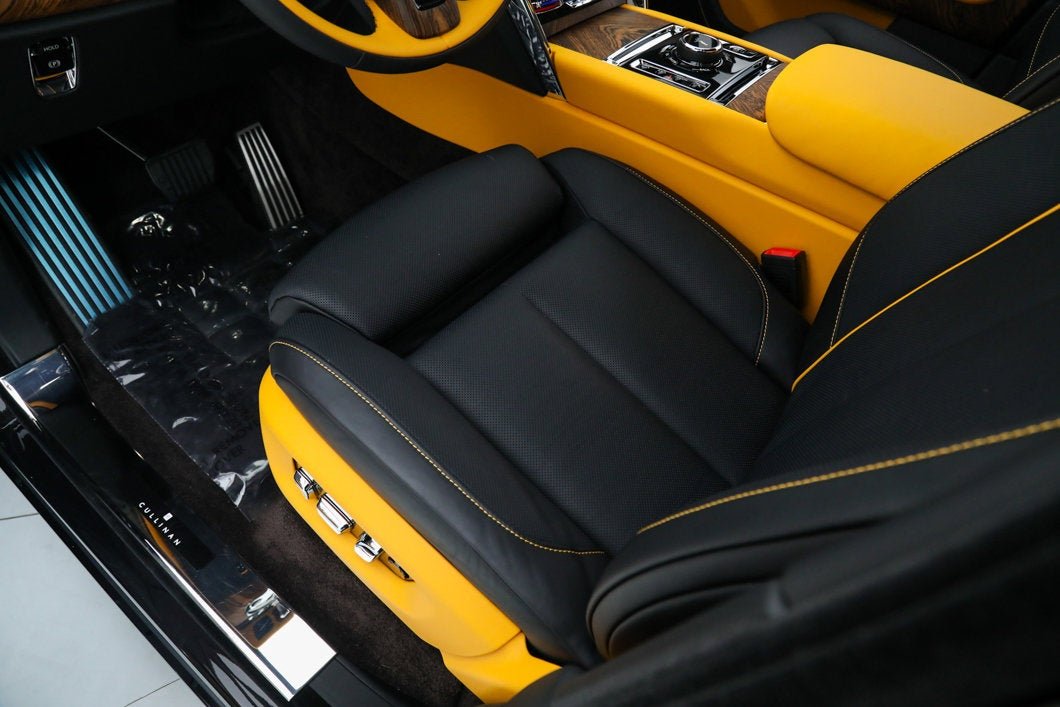 Used 2025 Brown Rolls-Royce  image 31