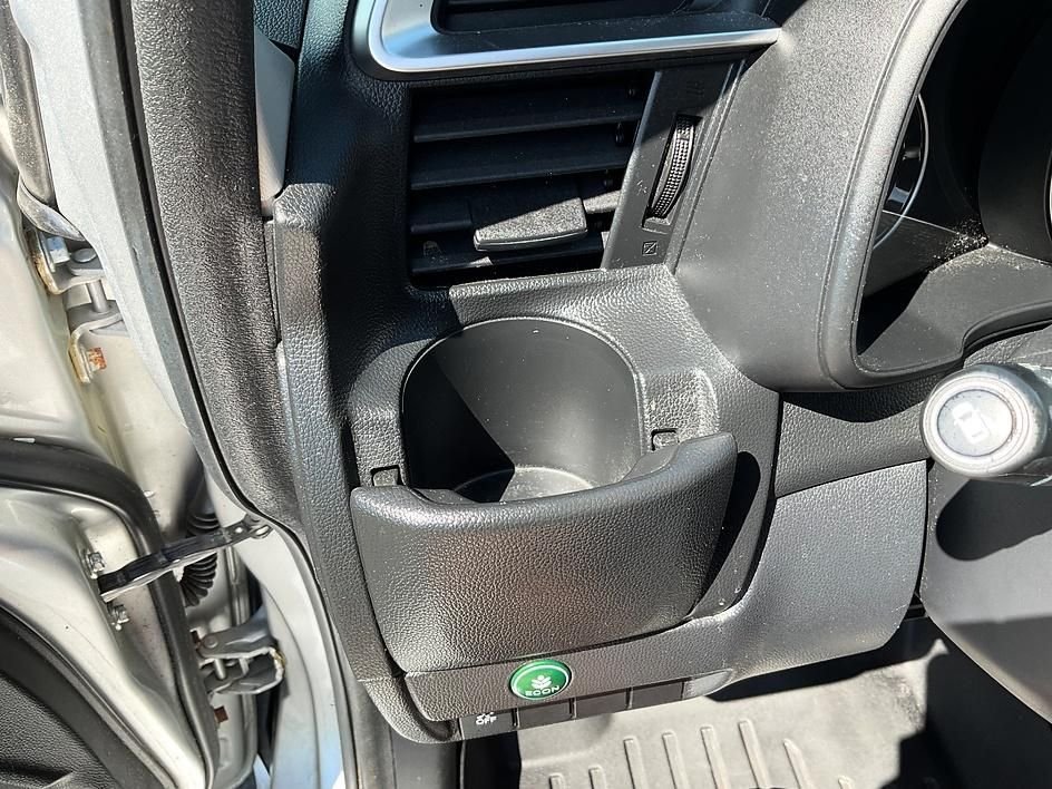 Used 2015 Silver Honda EX image 23