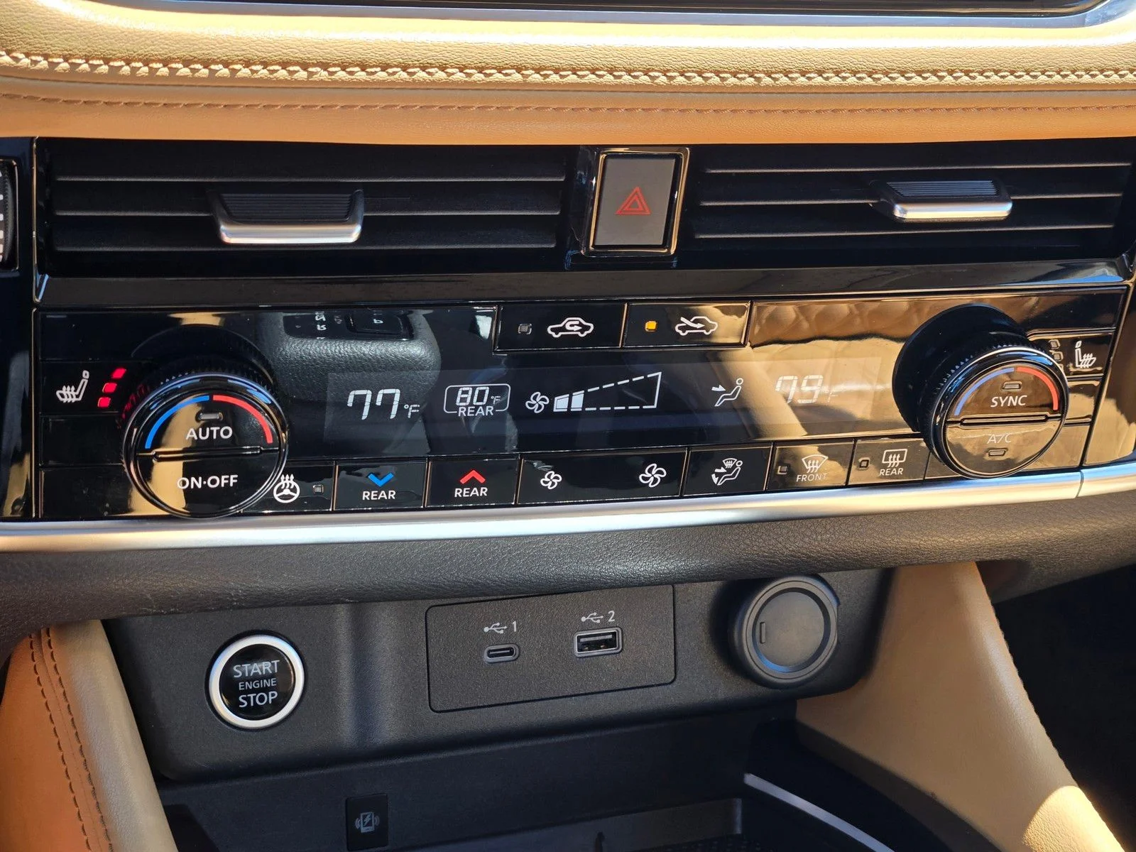 Used 2021 Pearl White Tricoat Nissan Platinum image 26