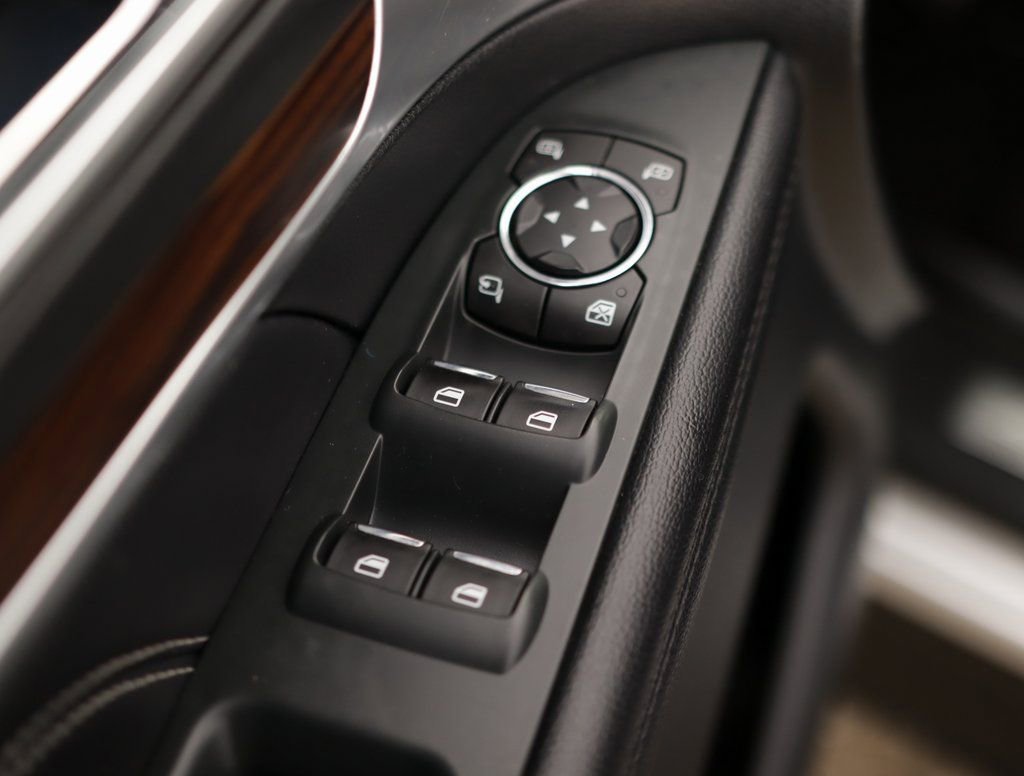 Used 2018 Silver Ford Limited image 23