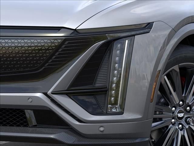 2026 Cadillac LYRIQ V Premium - Photo 10