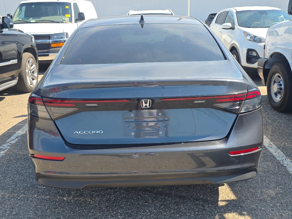 Used 2023 Gray Honda EX image 4