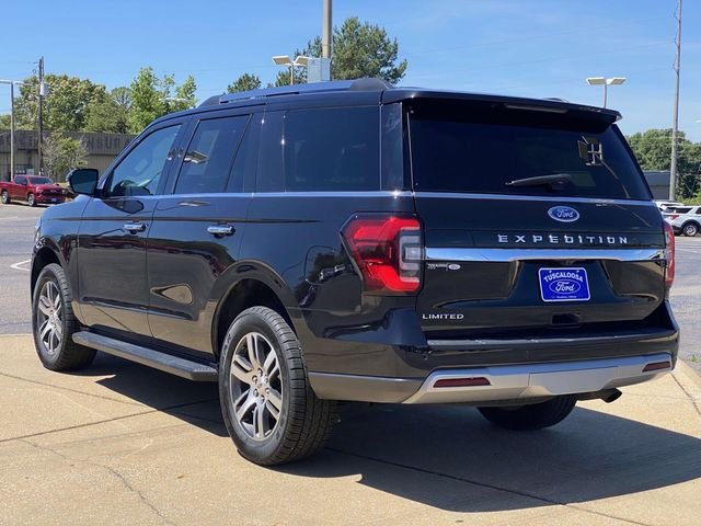 Used 2024 Black Metallic Ford Limited image 4