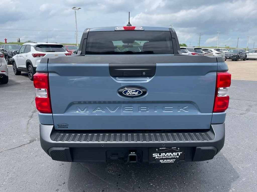 New 2026 Azure Gray Metallic Tri-Coat Ford XLT image 32
