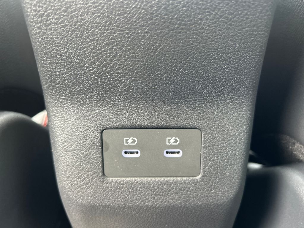 New 2026 Nissan Kicks SR 4D Sport Utility