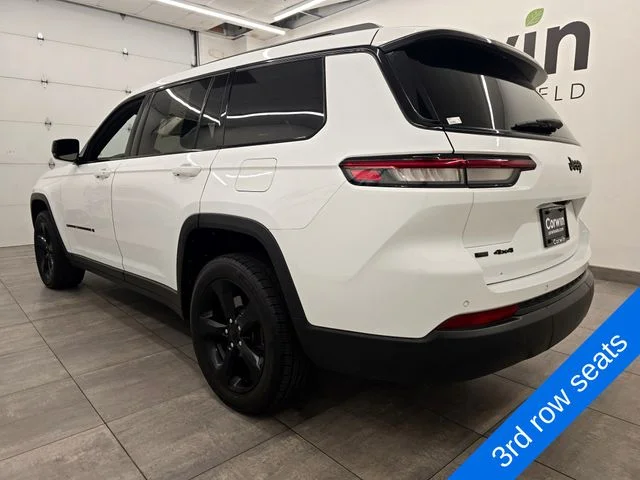 Used 2022 Bright White Clearcoat Jeep Altitude image 3