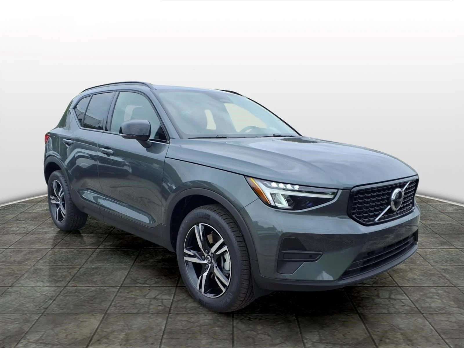 New 2026 Forest Lake Volvo Core image 1