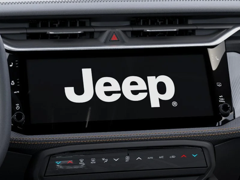 New 2026 Bright White Clear-Coat Exterior Paint Jeep Limited image 18