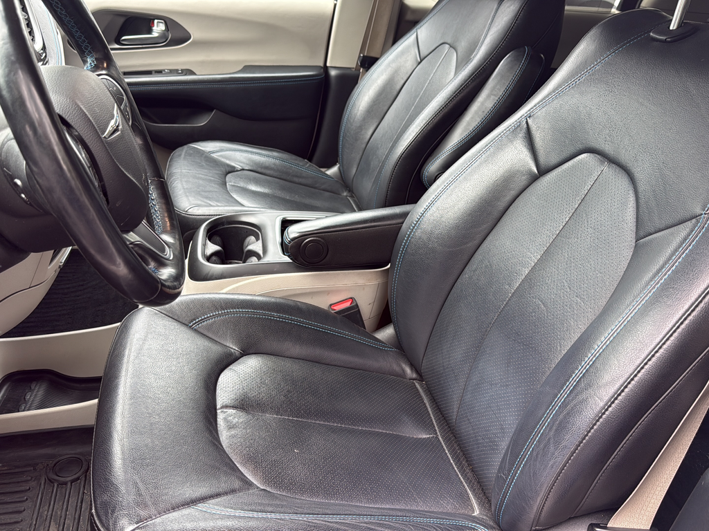 Used 2021 White Chrysler Touring L image 16