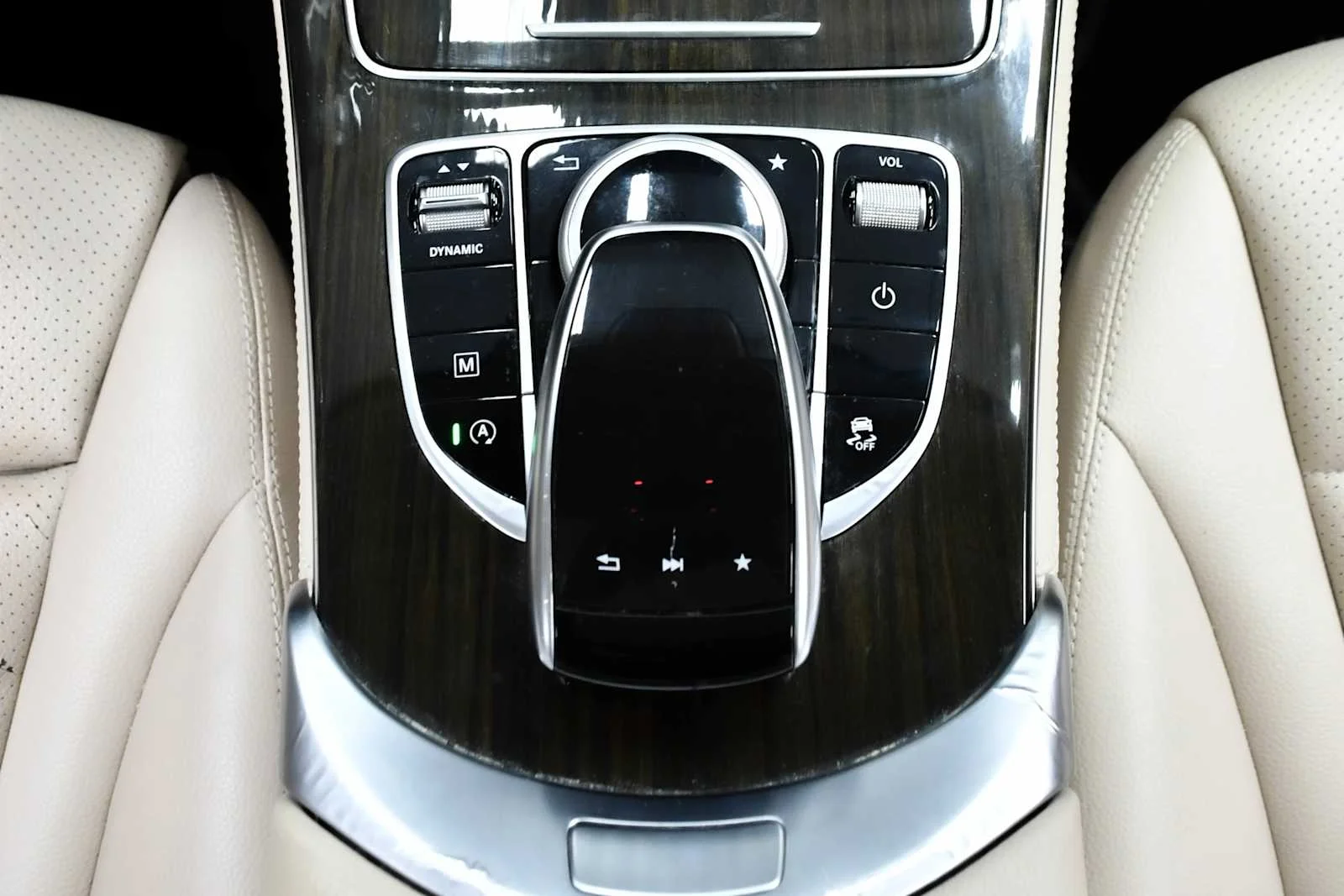 Used 2018 Black Mercedes-Benz GLC 300 image 20