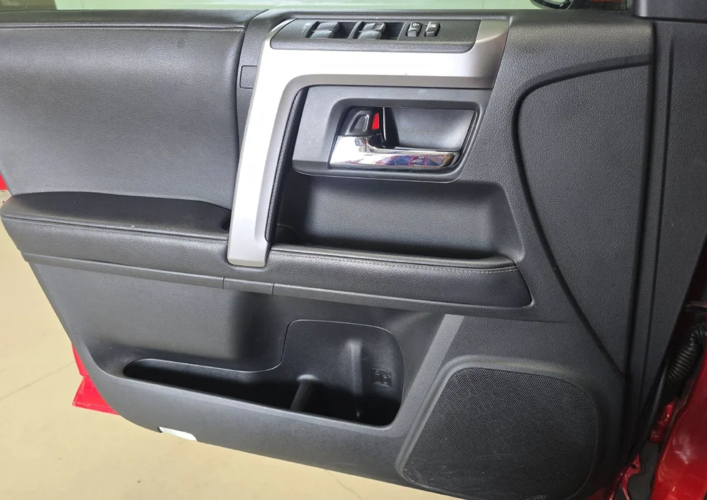 Used 2022 Red Toyota SR5 image 9