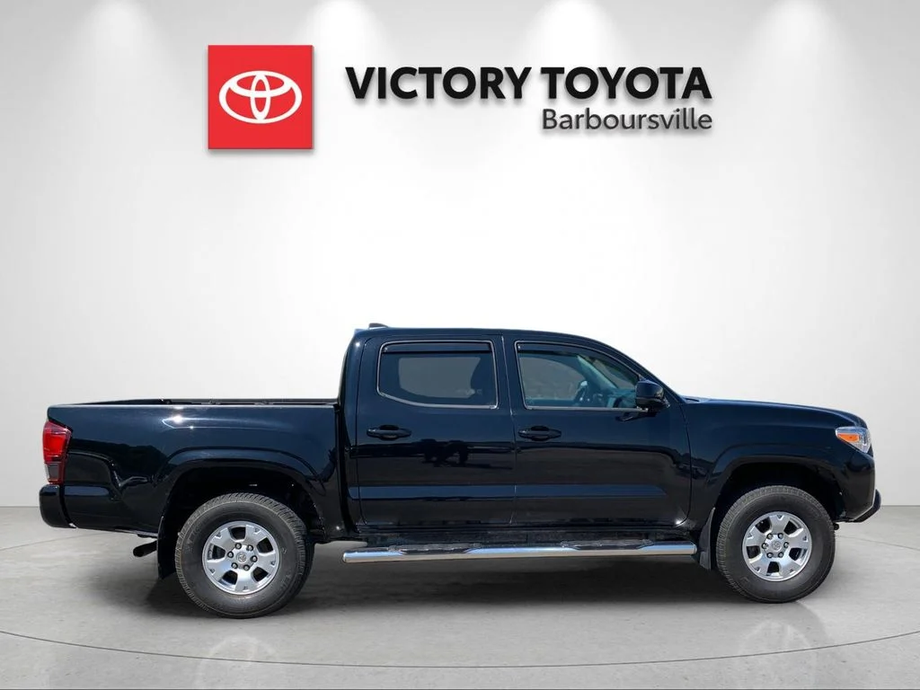 Used 2022 Black Toyota SR image 6