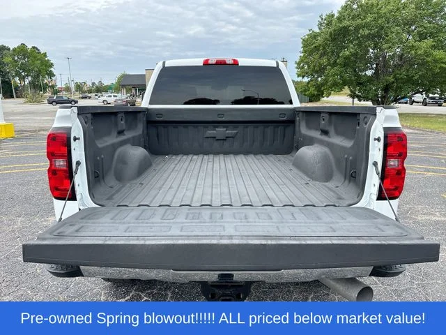 Used 2019 White Chevrolet LTZ image 16