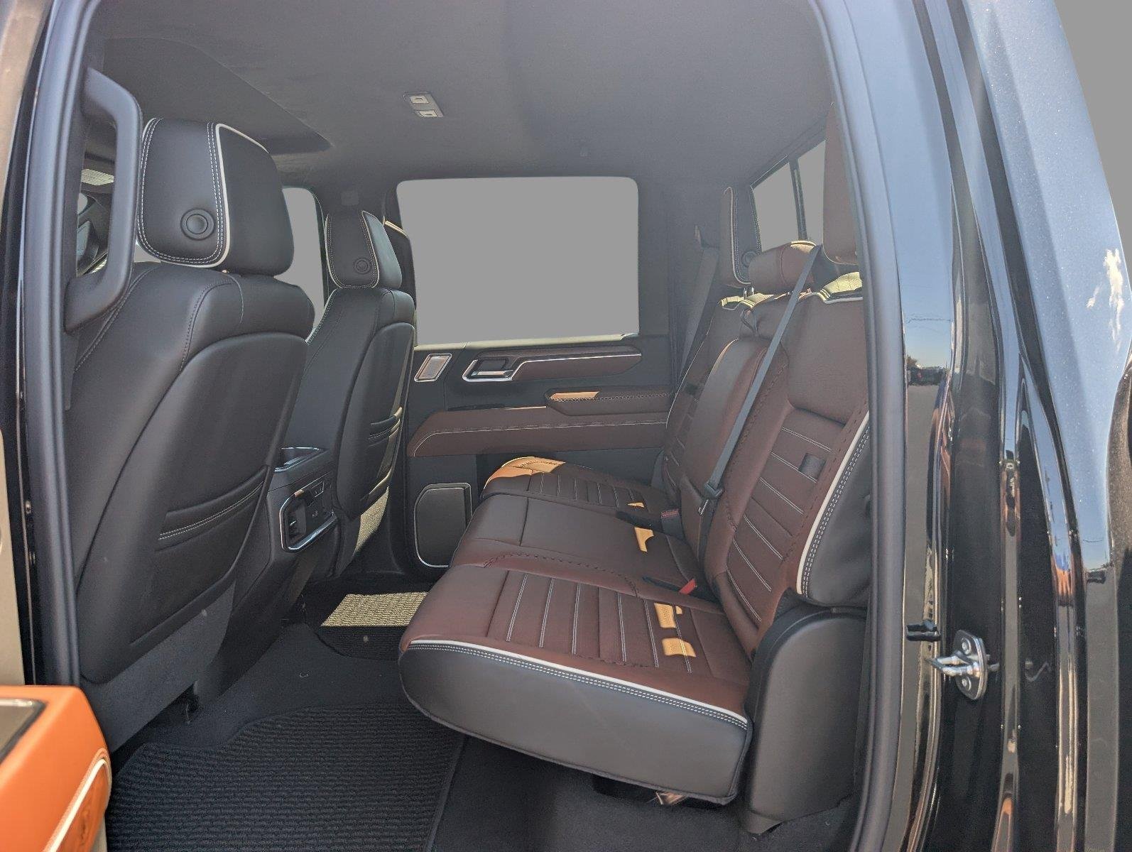 New 2026 Onyx Black GMC Denali Ultimate image 35