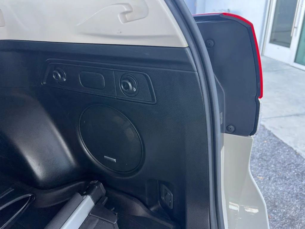 Used 2019 White Subaru Sport image 31