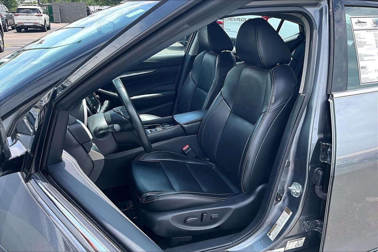 Used 2023 Gun Metallic Nissan SL image 23