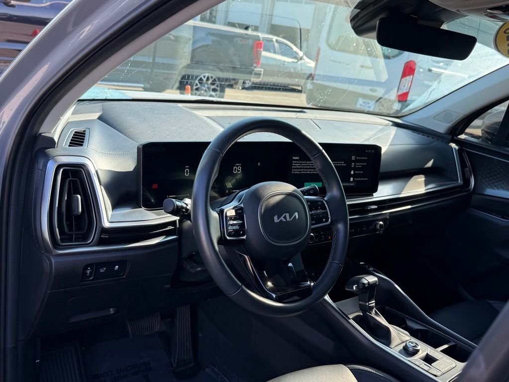 Used 2025 Gray Kia EX image 3