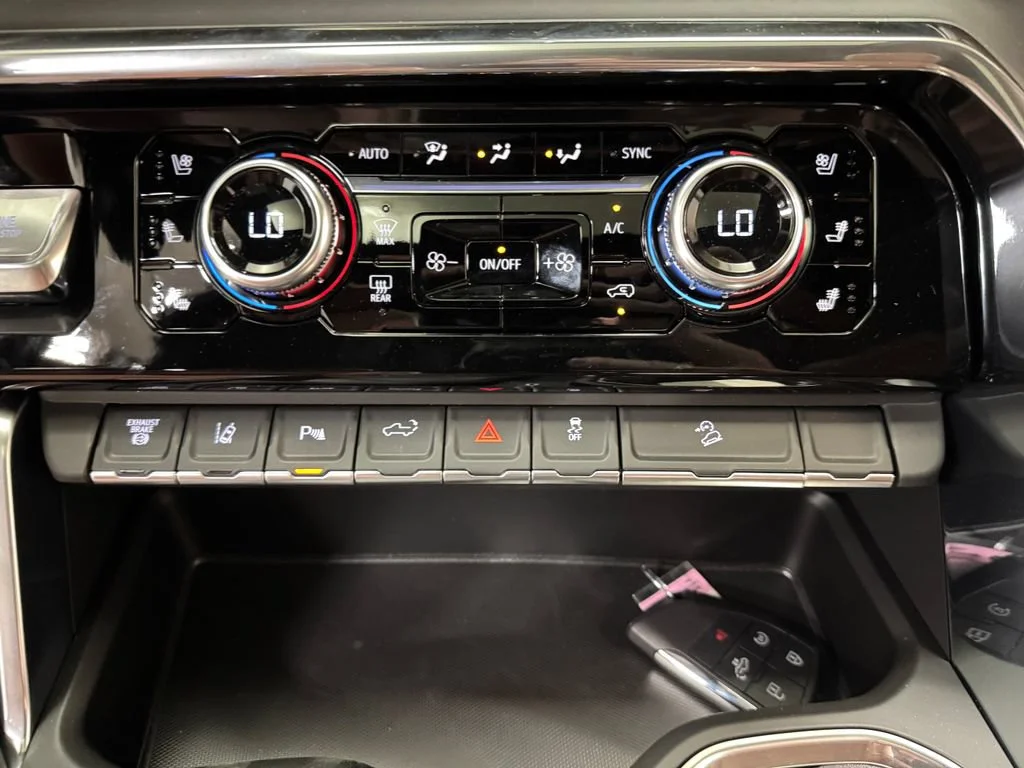New 2026 Summit White GMC Denali Ultimate image 17