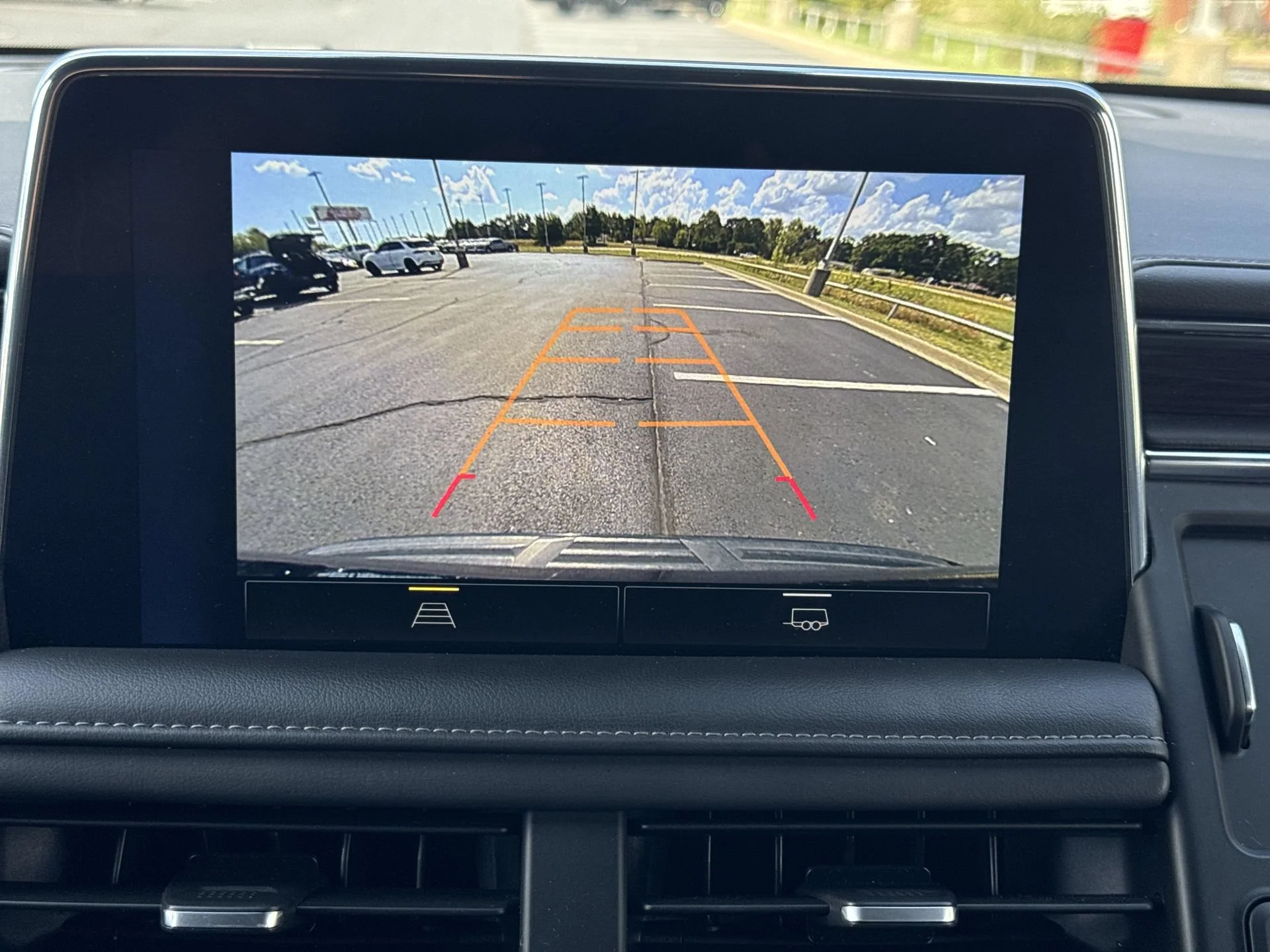 2023 Chevrolet Tahoe LT - Photo 17
