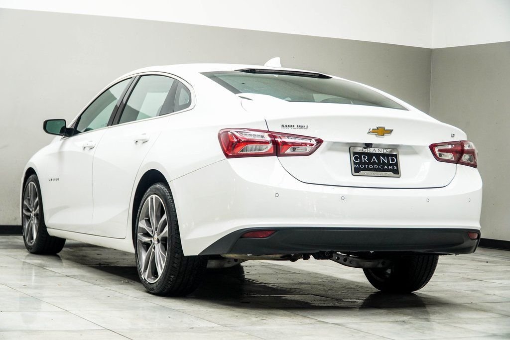 Used 2024 White Chevrolet LT image 10