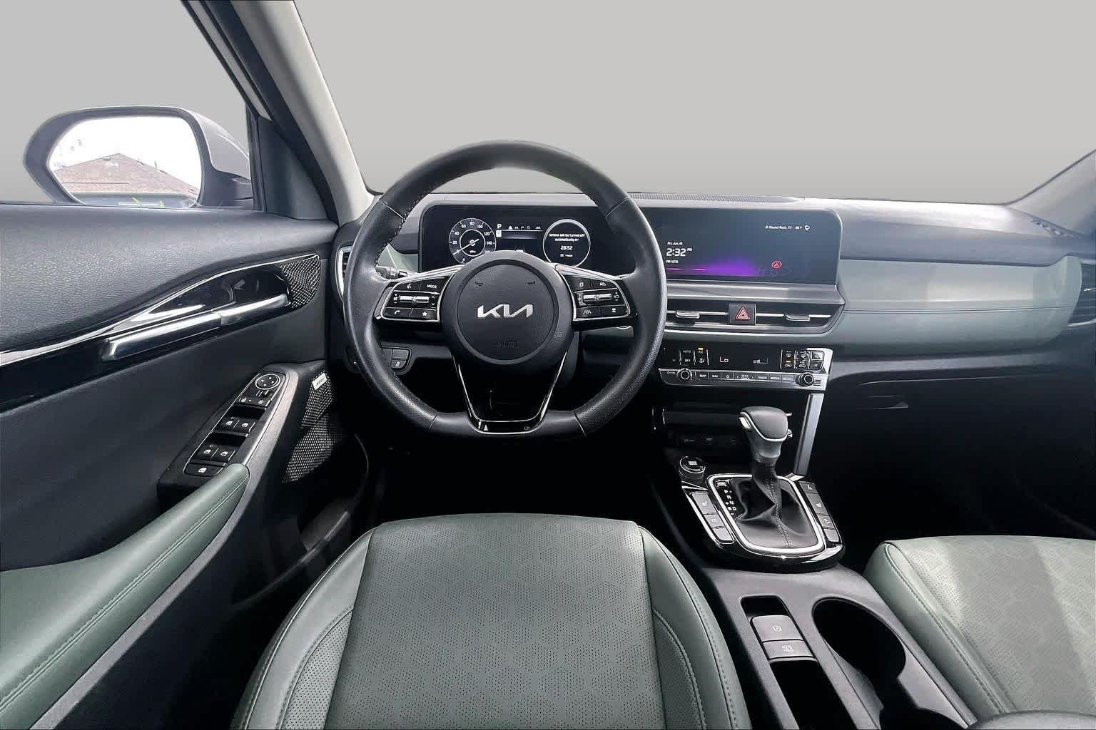Pre-Owned 2024 Kia Seltos SX