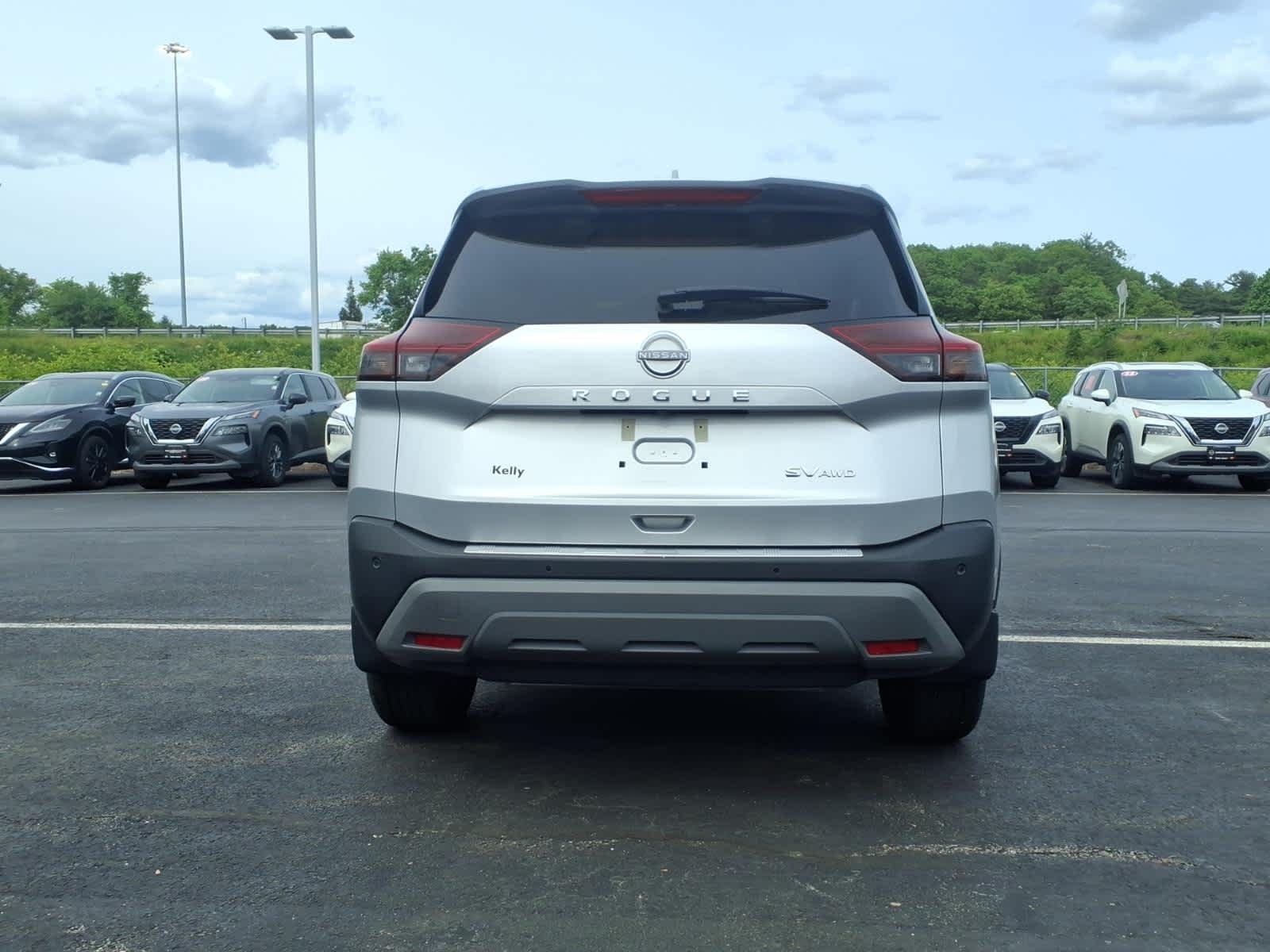 Certified Used 2023 Brilliant Silver Metallic Nissan SV image 6