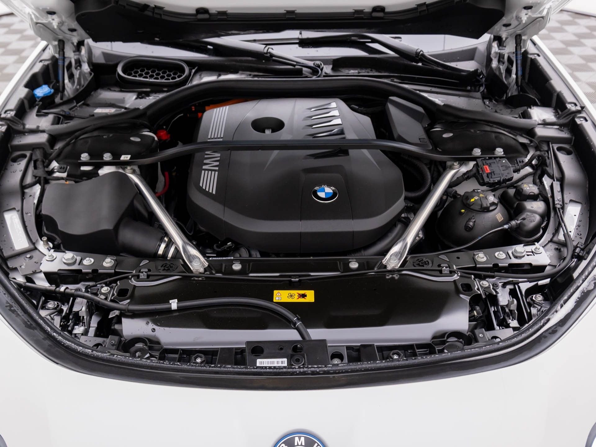 2025 BMW 7 Series 750e - Photo 31