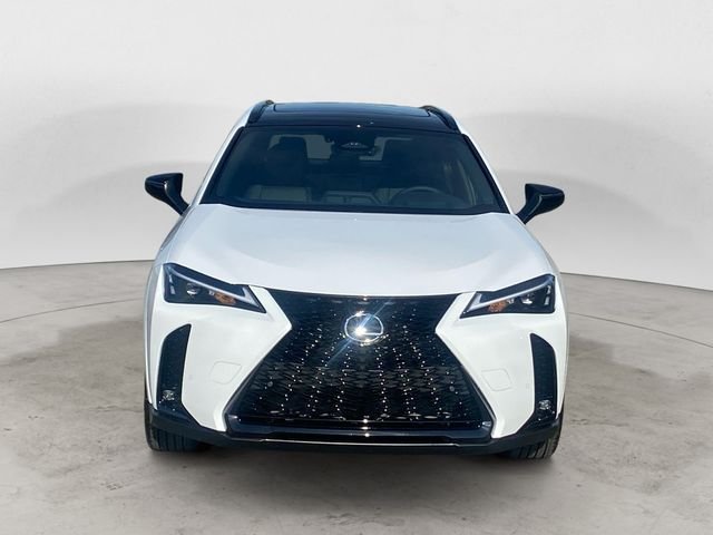 New 2026 Ultra White with Obsidian roof Lexus UX 300h F SPORT DESIGN AWD image 8