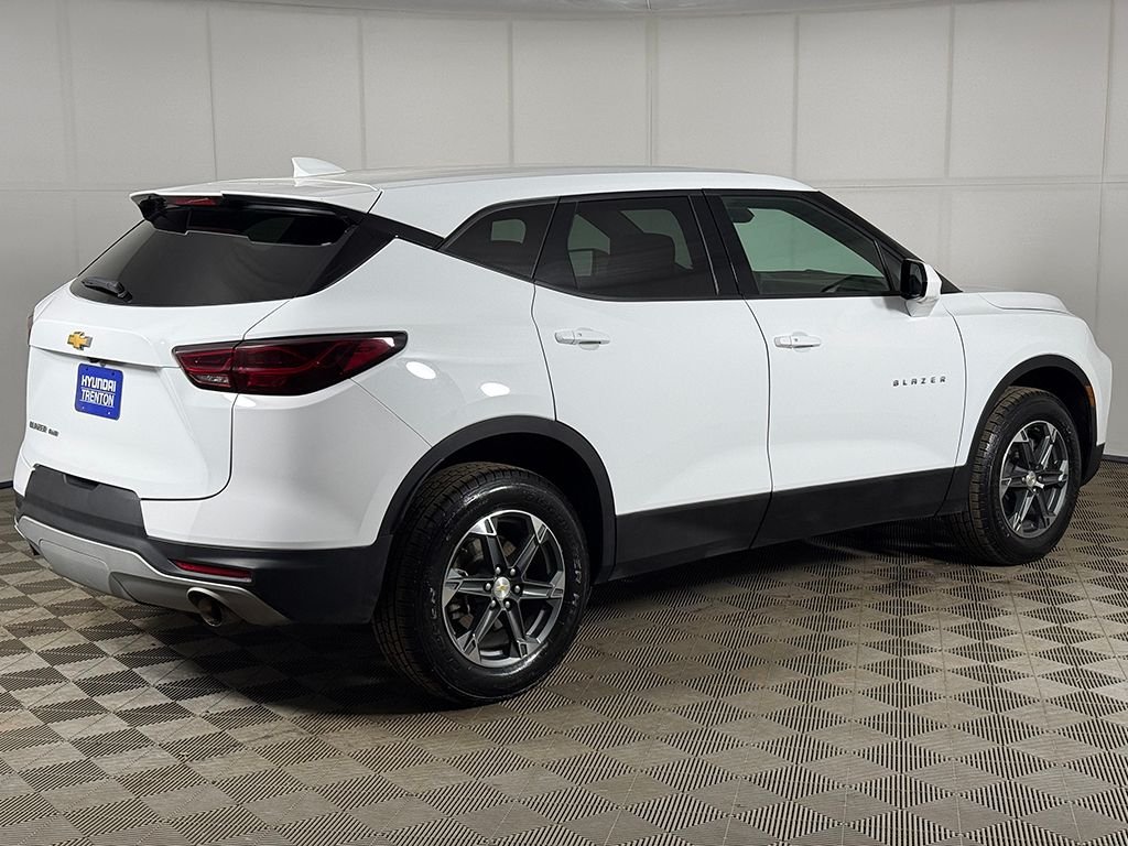 2025 Chevrolet Blazer 2LT - Photo 8