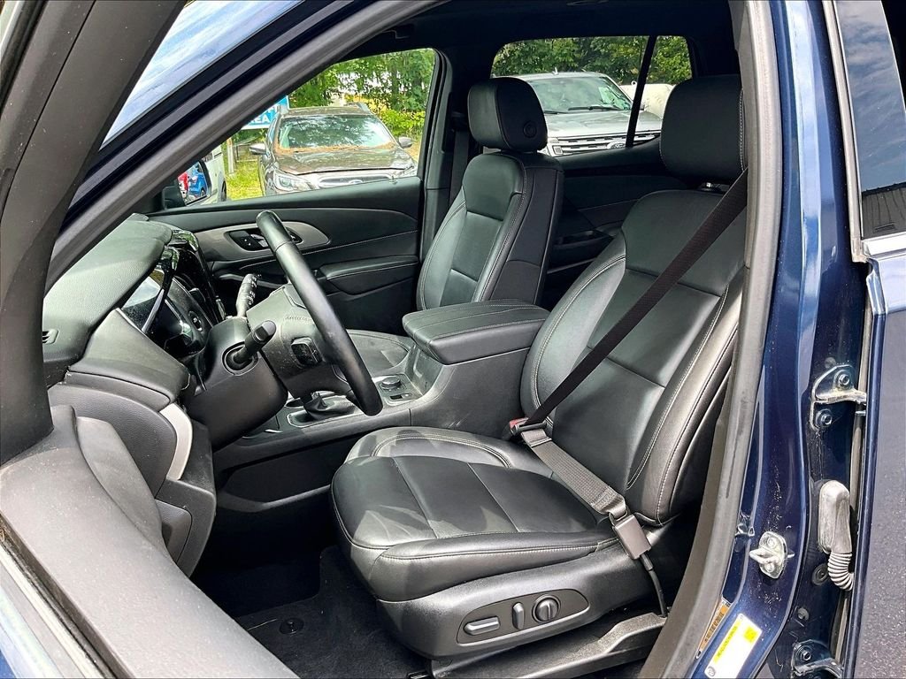Used 2023 Northsky Blue Metallic Chevrolet LT Leather image 10