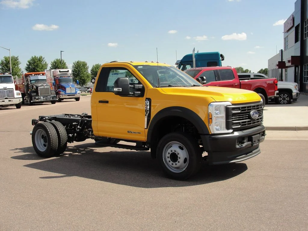 New 2026 Agate Black Metallic Ford F-550® XL image 7