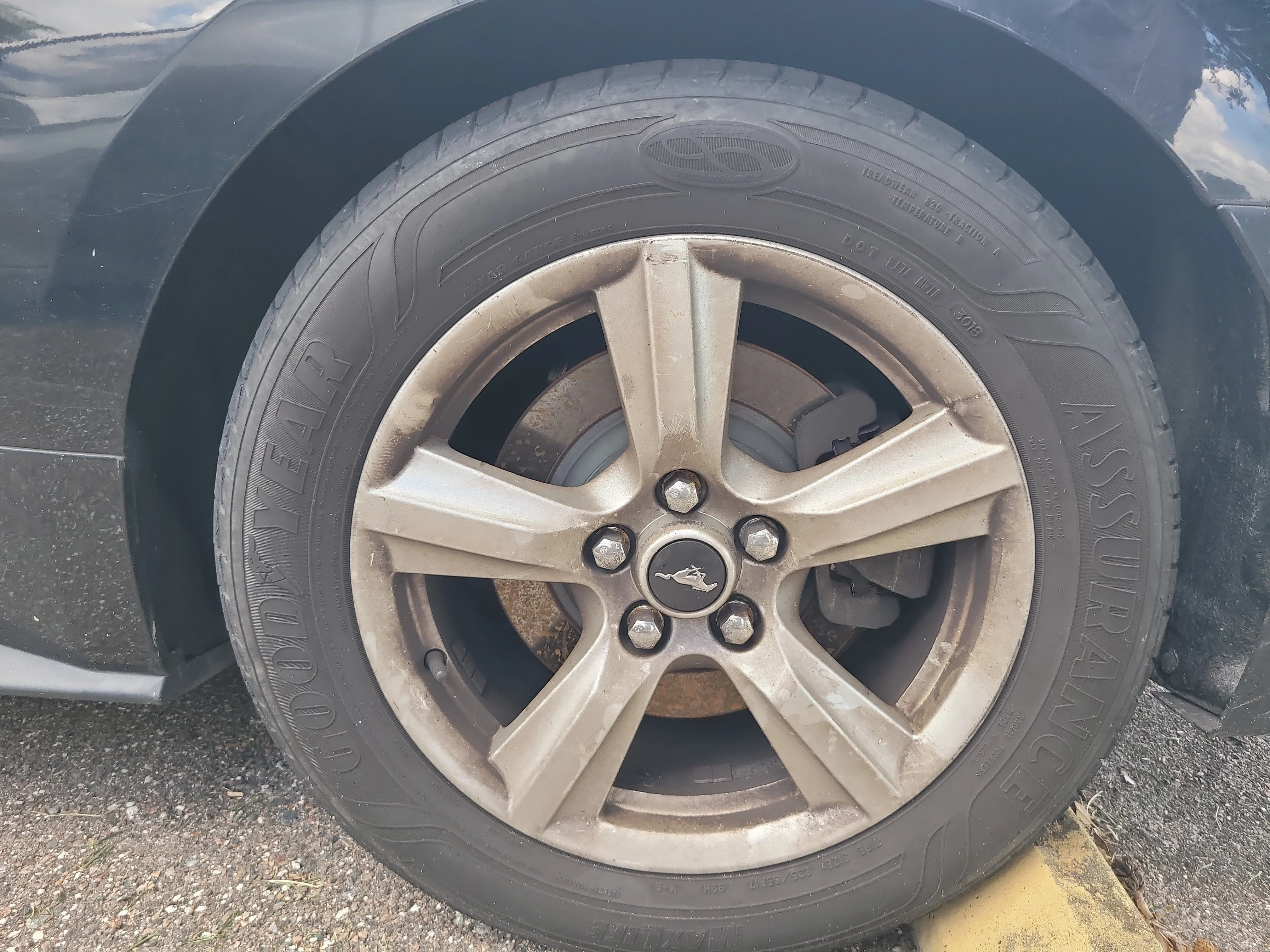 Used 2017 Shadow Black Ford V6 image 8