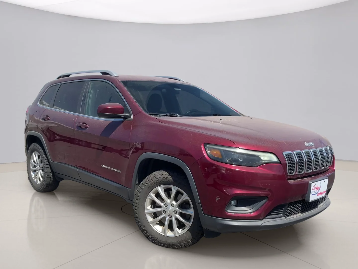Used 2019 Red Jeep LATITUDE image 7