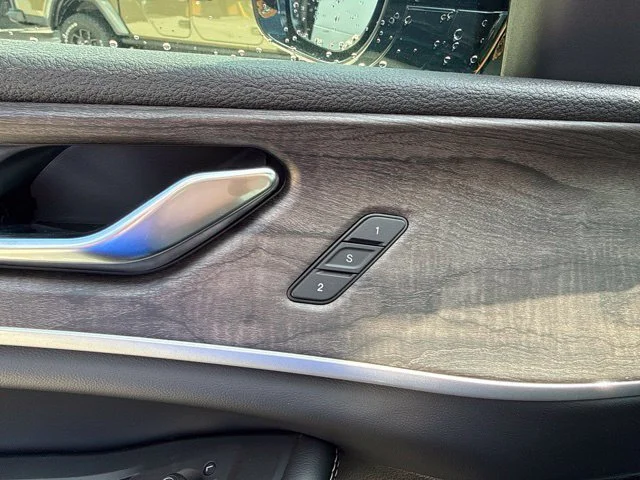 New 2027 Gray Jeep Limited image 14