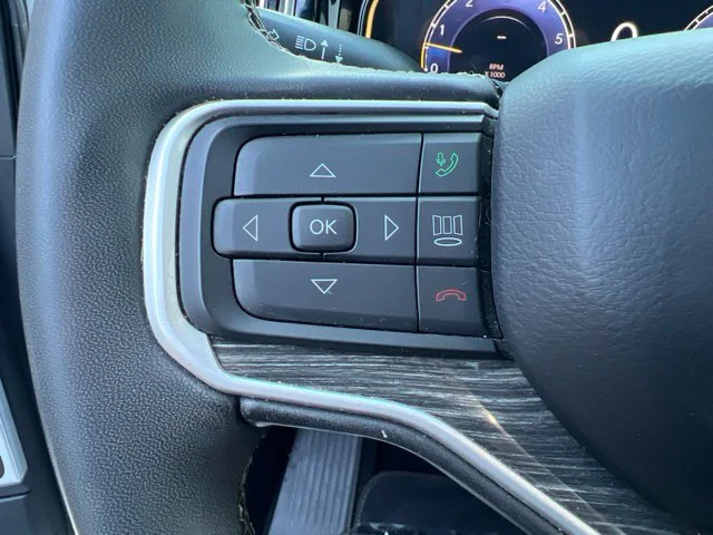 Used 2022 White Jeep Series II image 17