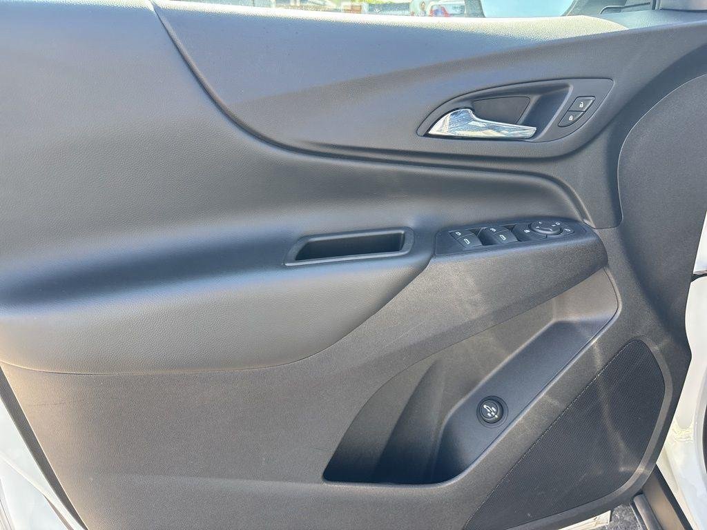Used 2020 Summit White Chevrolet LT image 15