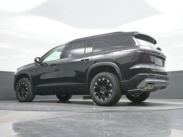 New 2027 Mosaic Black Metallic Chevrolet Z71 image 19