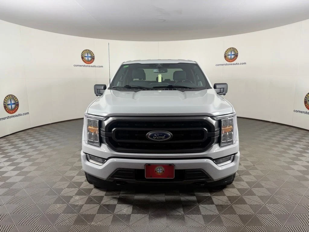 Used 2023 White Ford XLT image 17