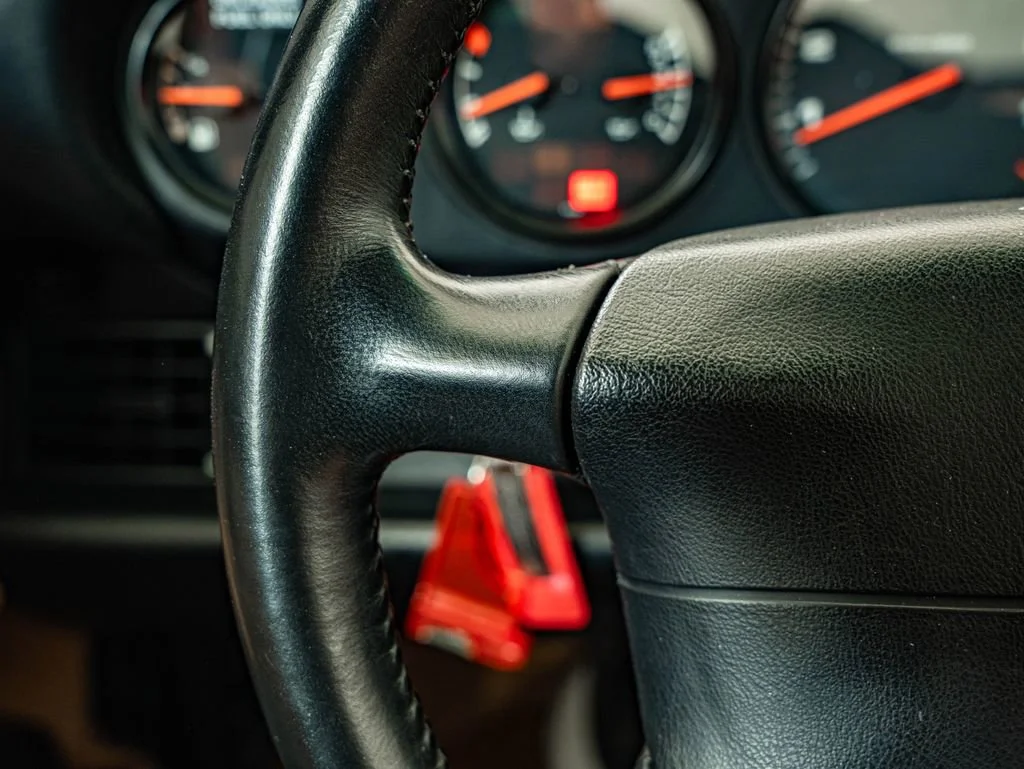 Used 1995 Guards Red Porsche  image 40