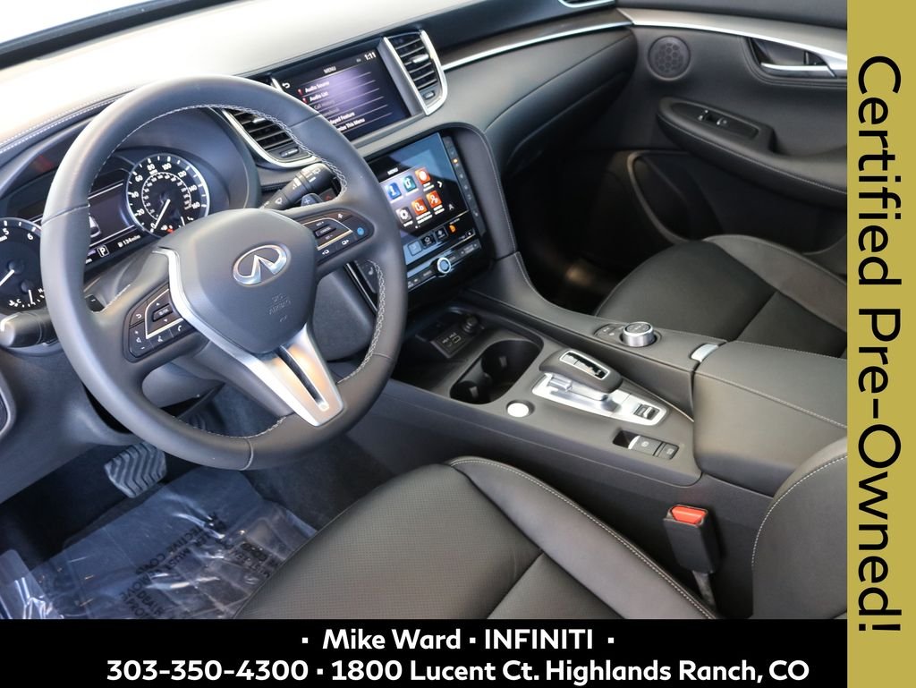 Certified Used 2025 Gray INFINITI LUXE image 6