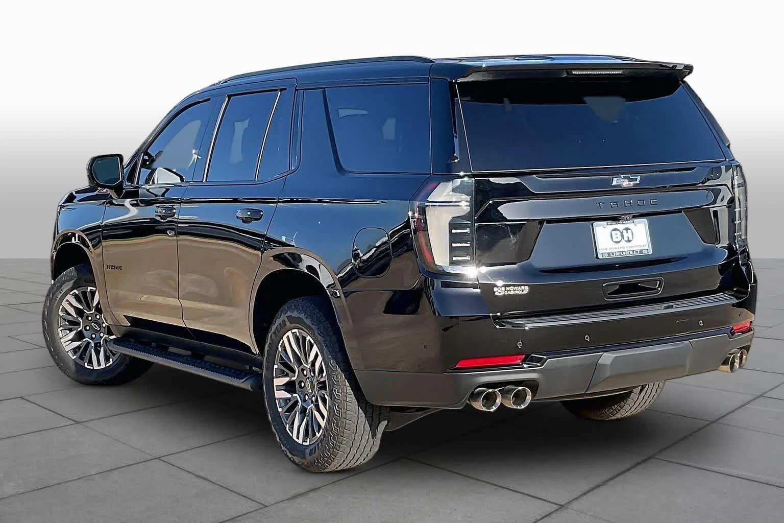 Used 2025 Black Chevrolet Z71 image 12