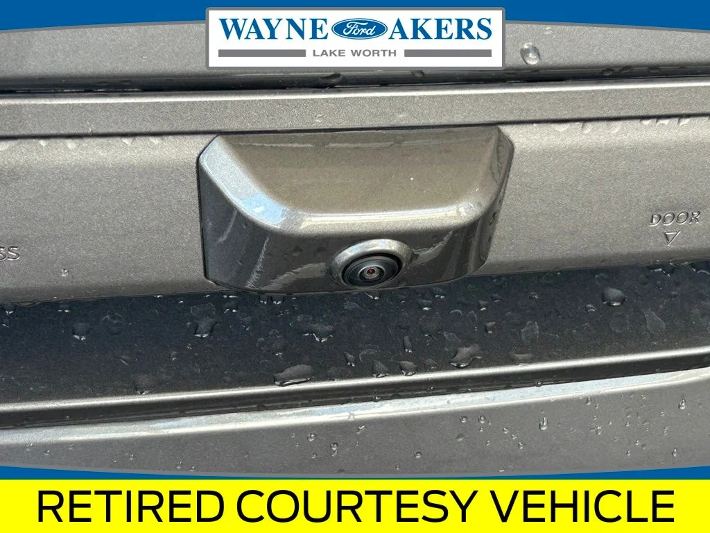 New 2025 Carbonized Gray Metallic Ford Badlands image 21