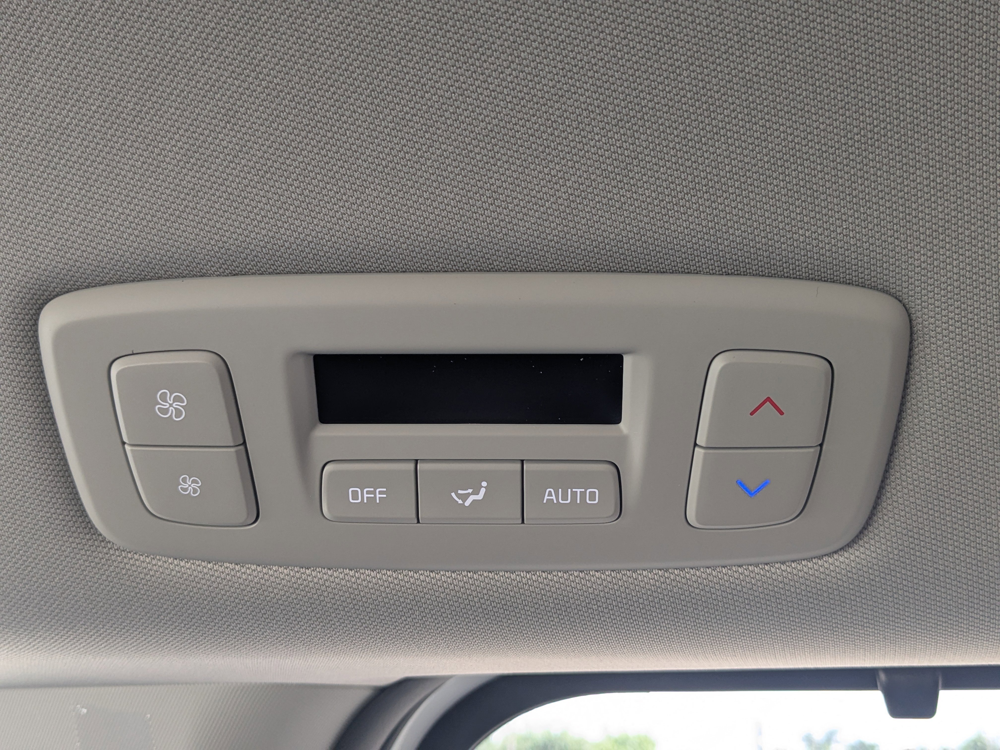 New 2026 Snow White Pearl Kia EX image 21