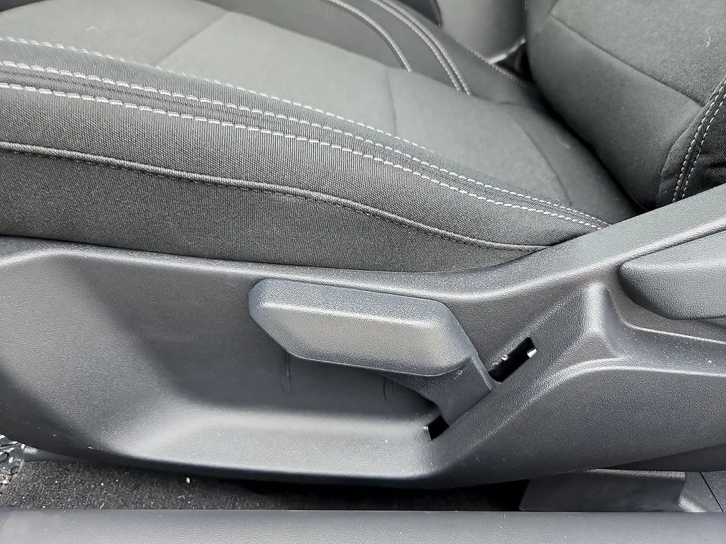 New 2026 Oxford White Ford EcoBoost® Fastback image 14