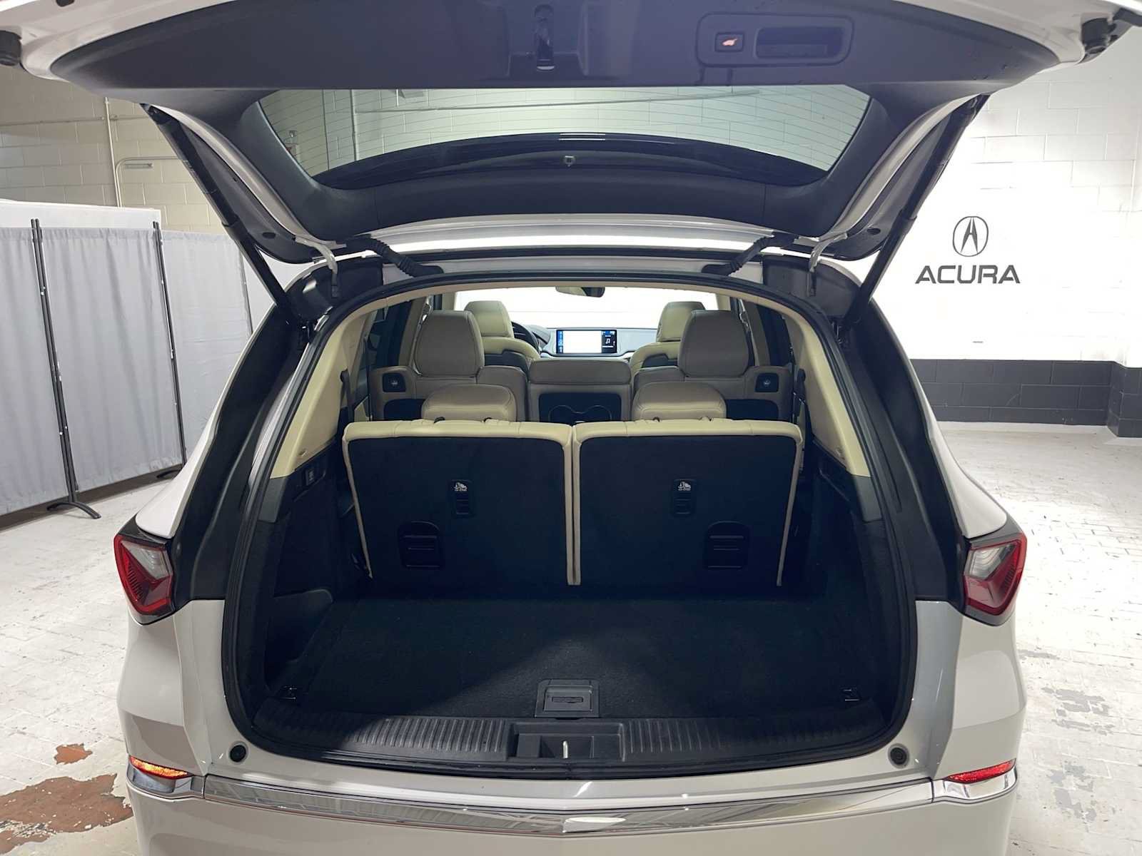 Certified Used 2025 Platinum White Pearl Acura  image 46