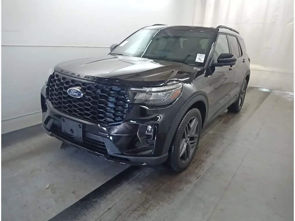 2025 Ford Explorer ST-LINE 4WD (PL535)'s photo