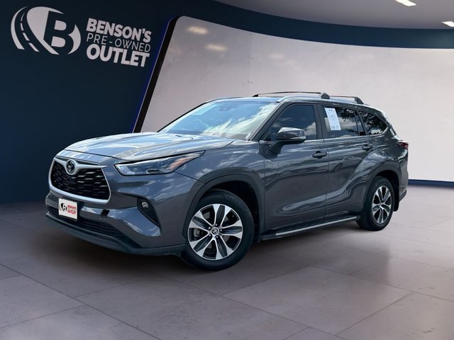 2025 Toyota Highlander XLE