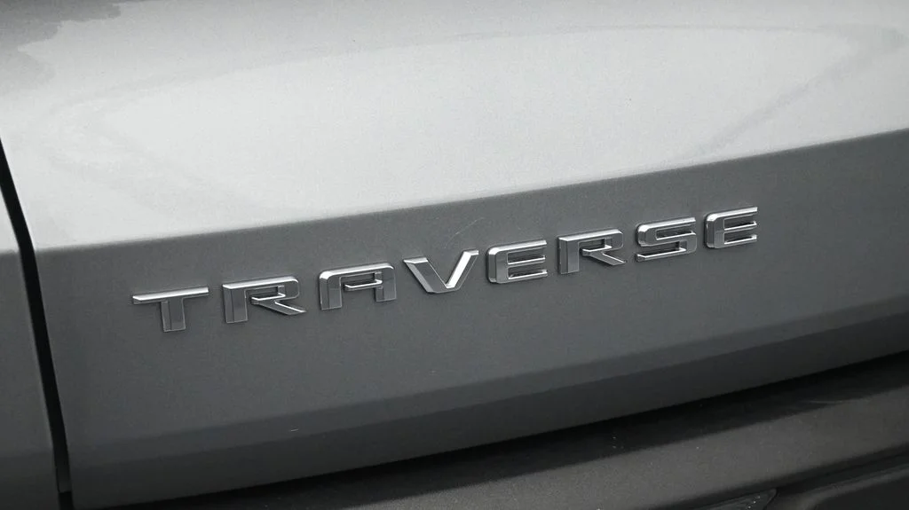 Used 2025 Gray Chevrolet LT image 20